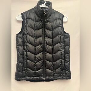 Marmot Cozy Down Insulation 800 Fill Zip Up Puffy Side Pockets Black Puffer Vest